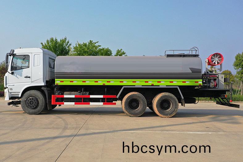 東風D3L后(hou)八輪20噸(dun)噴(pen)霧(wu)車(che)