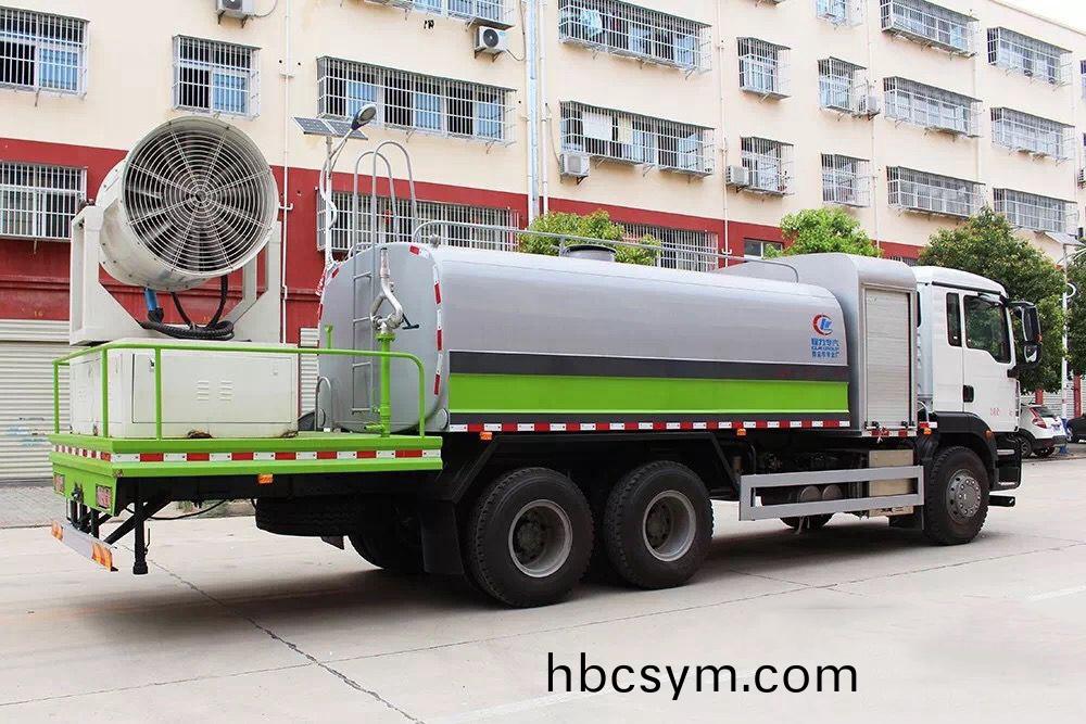 國六(liu)16方(fang)重(zhong)汽(qi)汕(shan)悳(de)卡后雙橋 抑塵(chen)車60-120米