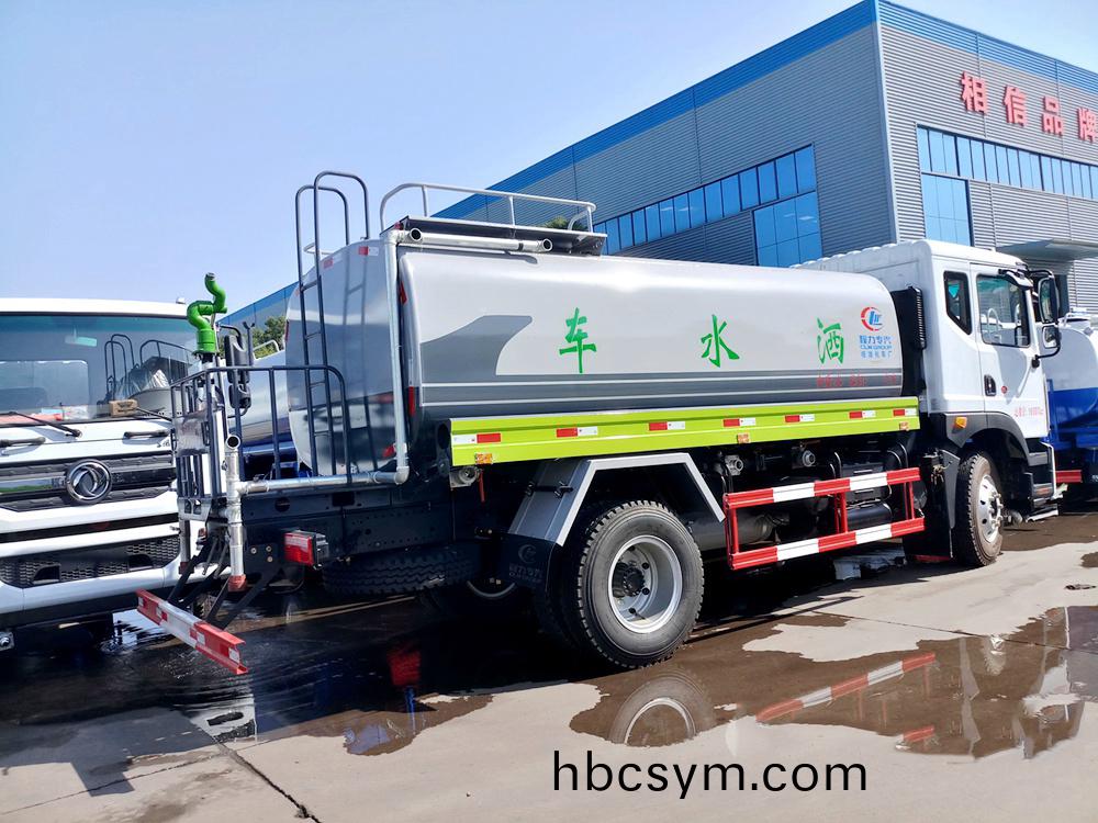 國(guo)六12立(li)方東風D9 灑(sa)水車