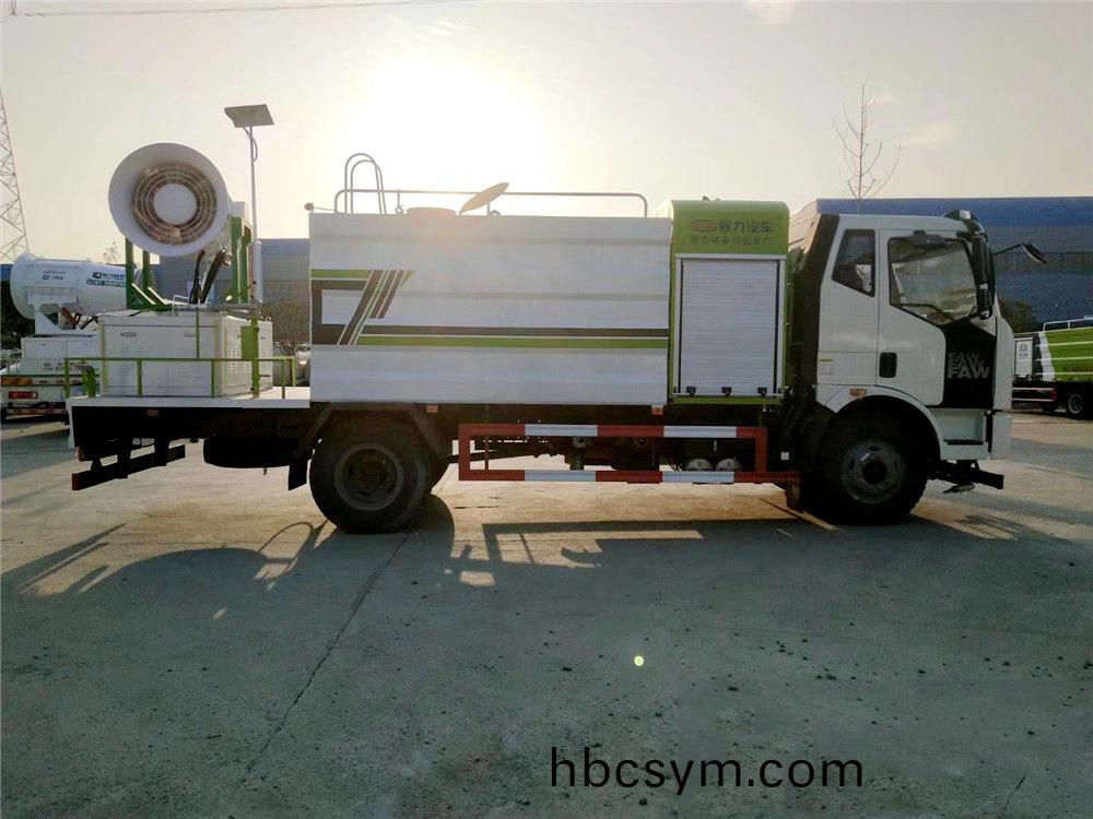 國(guo)六12方(fang)解(jie)放(fang)J6L 抑(yi)塵(chen)車(che)50-100米(mi)