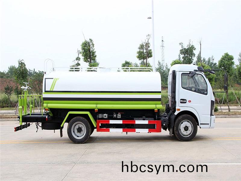 國(guo)六9方東風灑(sa)水車(che)