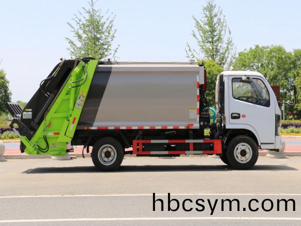 國(guo)六小多利(li)卡(ka) 6方 壓(ya)縮(suo)垃圾車(che)