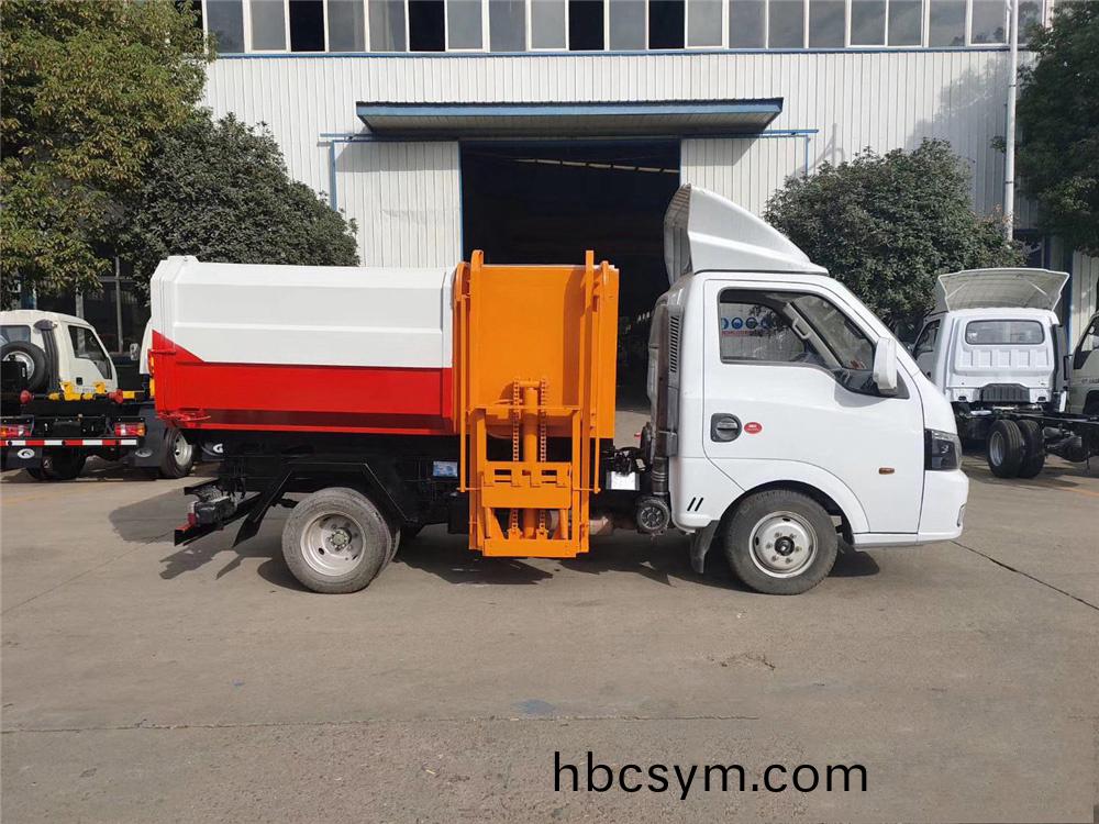 國(guo)六(liu)3-4方(fang) 藍牌(pai)東風途(tu)逸(yi) 掛桶垃圾(ji)車