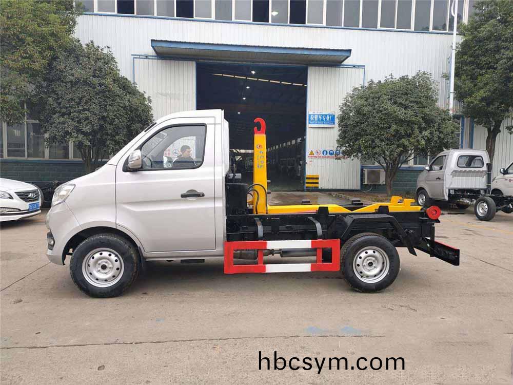 國(guo)六(liu)3-4方(fang) 藍牌(pai)長(zhang)安 勾(gou)臂(bi)垃(la)圾(ji)車