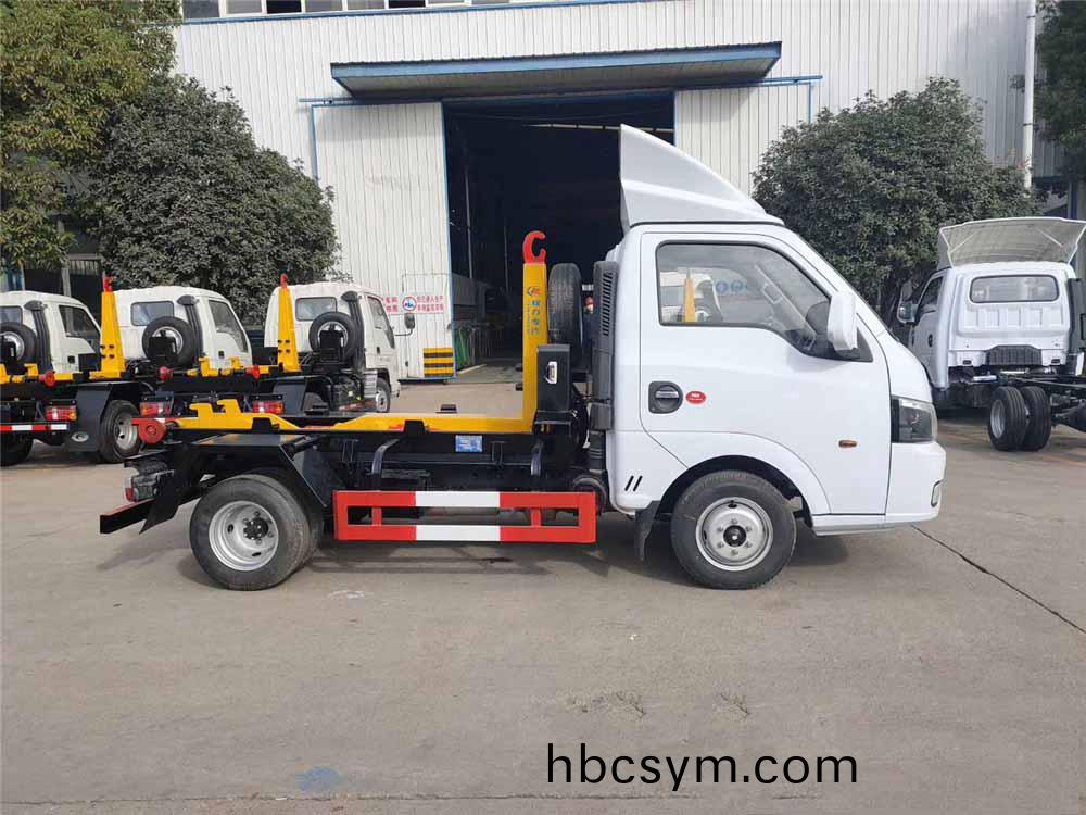 國六(liu)3-4方 藍牌東風(feng)途(tu)逸(yi) 勾(gou)臂(bi)垃(la)圾車