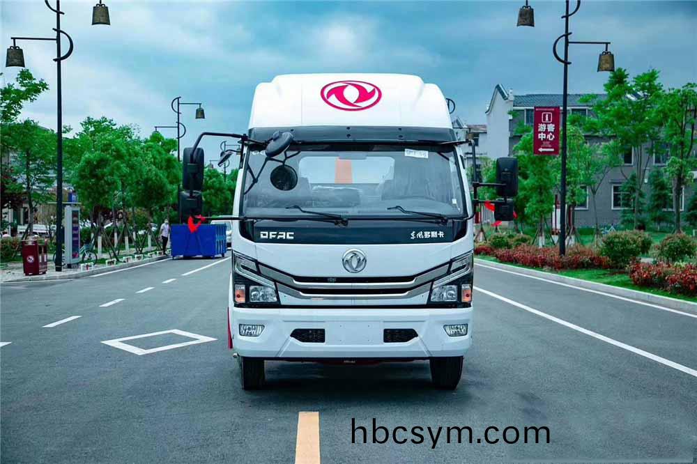 國六7-8方(fang)東(dong)風(feng)D7 勾(gou)臂(bi)垃(la)圾(ji)車