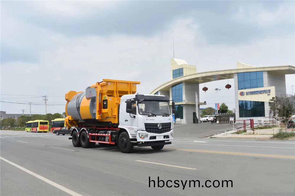 國六(liu)18方(fang)東(dong)風(feng)專(zhuan)底(di)后(hou)雙橋 勾(gou)臂垃(la)圾(ji)車