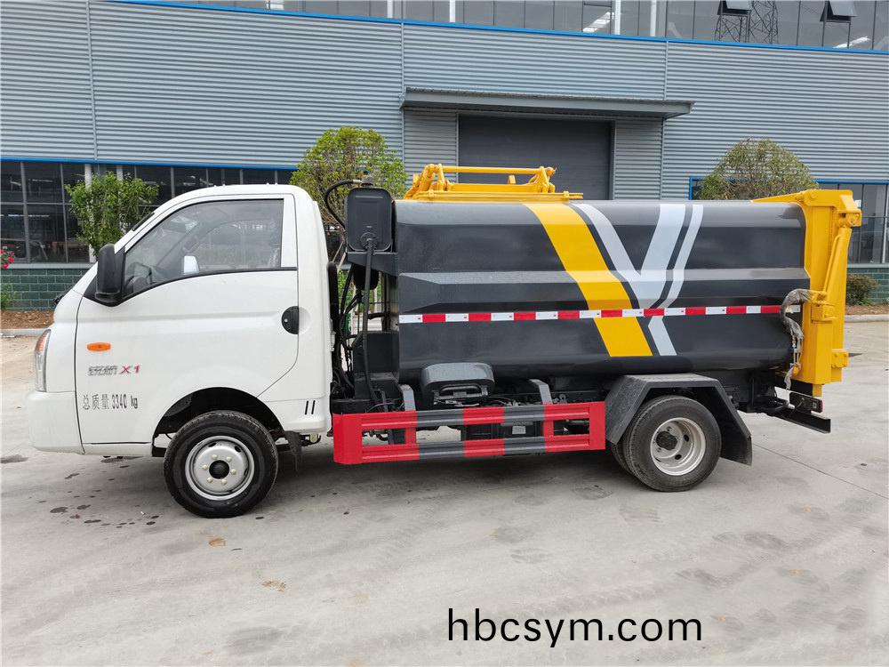 國(guo)六(liu)4.5方 藍(lan)牌凱(kai)馬(ma)瑞航 側(ce)裝壓(ya)縮(suo)垃(la)圾車