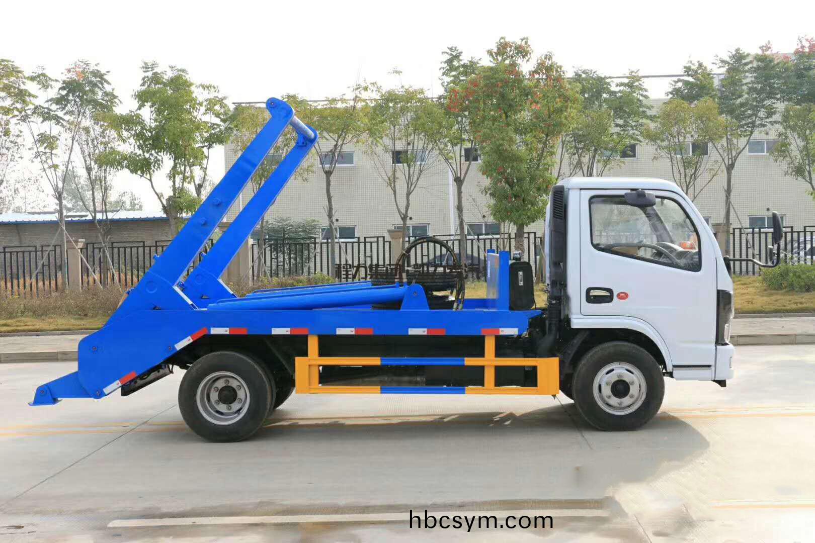 國(guo)六(liu)6方(fang)東(dong)風(feng)D6 擺(bai)臂(bi)垃圾(ji)車(che)