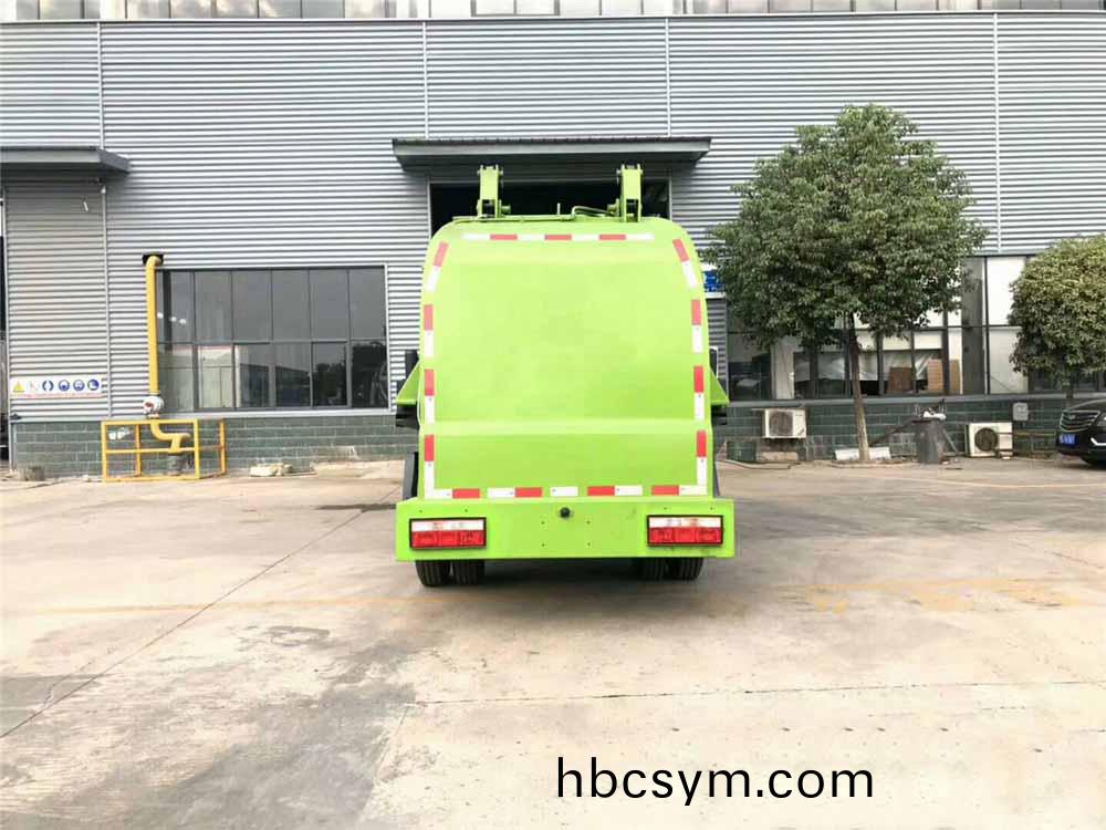 國六(liu)6方東風D6 餐(can)廚(chu)垃圾車(che)