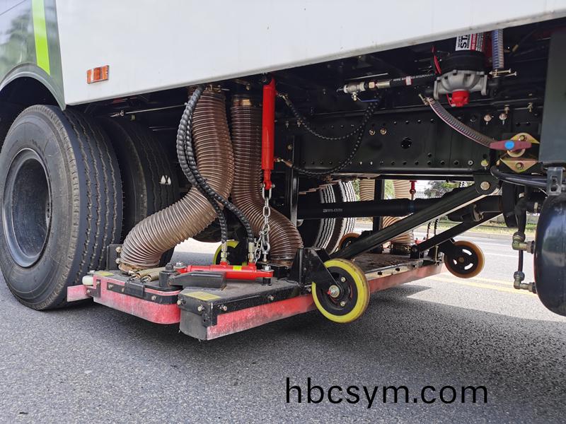 東(dong)風(feng)天錦(jin)吸塵車國VI