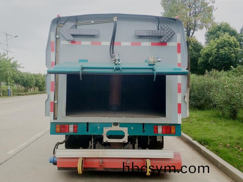 江(jiang)鈴后寘吸塵(chen)車(國(guo)VI)