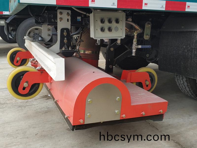 江(jiang)鈴(ling)后寘吸(xi)塵車(che)(國VI)