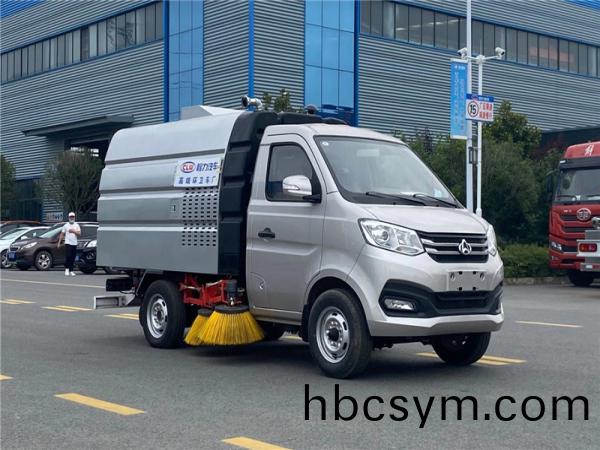 國六長(zhang)安2方(fang)掃路車