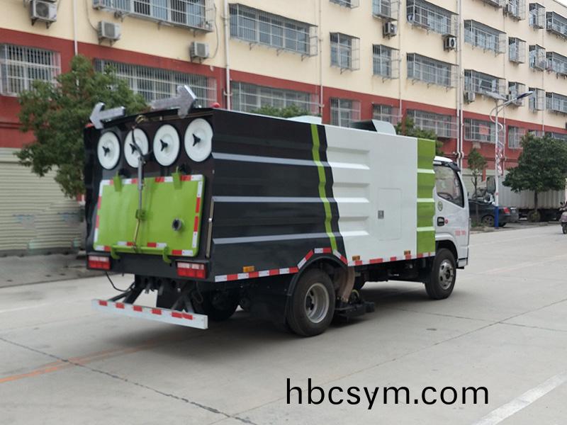 東(dong)風(feng)小多利(li)卡(ka)5方(fang)吸(xi)塵(chen)車(che)