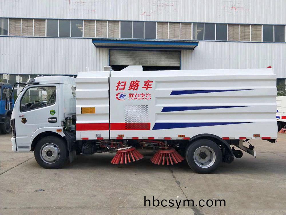 國(guo)六2.5方水(shui) 5方塵(chen)東(dong)風(feng)D7 掃(sao)路車(che)