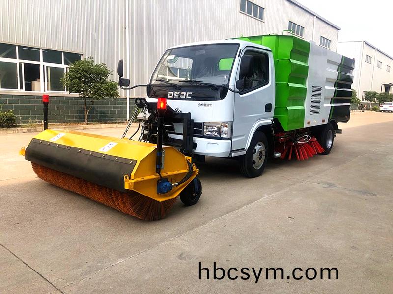 東風小(xiao)多(duo)利(li)卡掃路(lu)車國(guo)VI