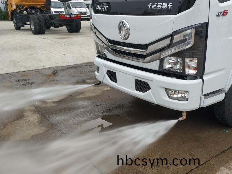 東(dong)風小多(duo)利(li)卡3308洗掃(sao)車(che)國六(liu)