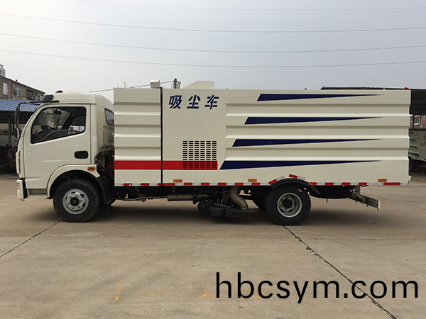 東風(feng)大多(duo)利卡(ka)吸塵(chen)車國VI