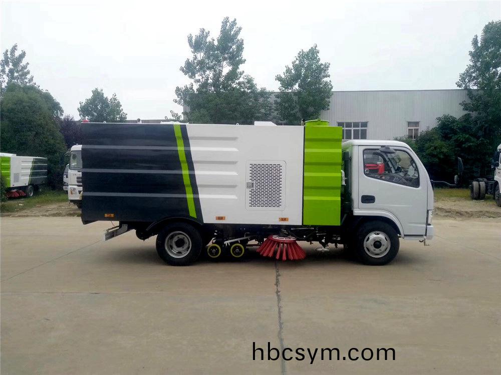 不上牌(pai)3方(fang)水 2.5方(fang)塵(chen)東風D6 洗掃車