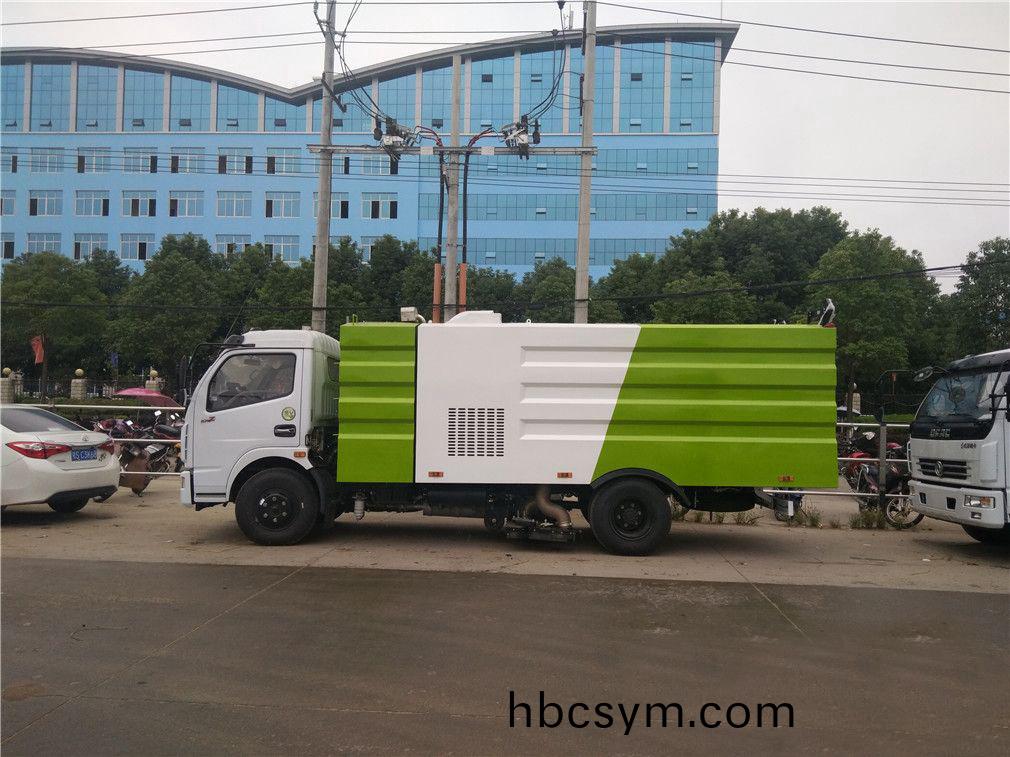 1.5方水 6方(fang)塵(chen)東風D7 吸塵(chen)車