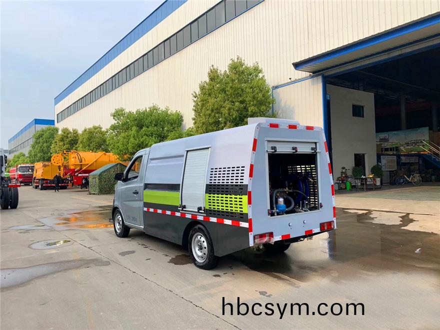 國(guo)六長(zhang)安路麵高(gao)壓(ya)清洗車(che)圖片