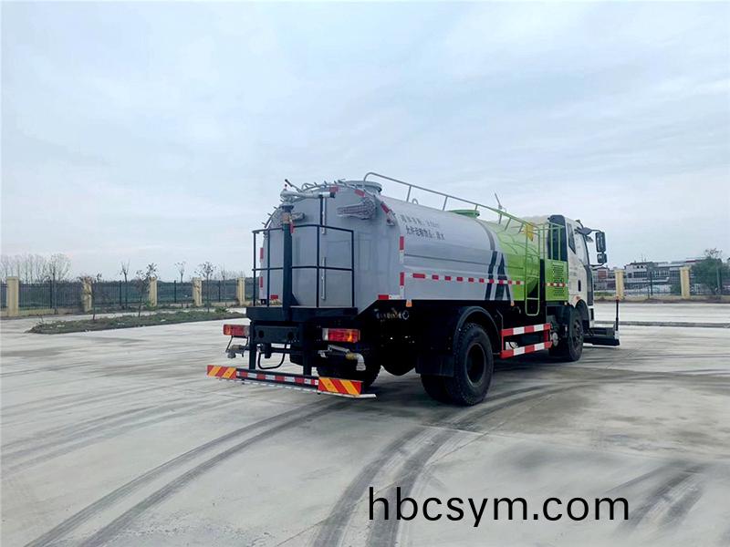 國(guo)六(liu)8立方解放J6 路(lu)麵(mian)清洗(xi)車(che)