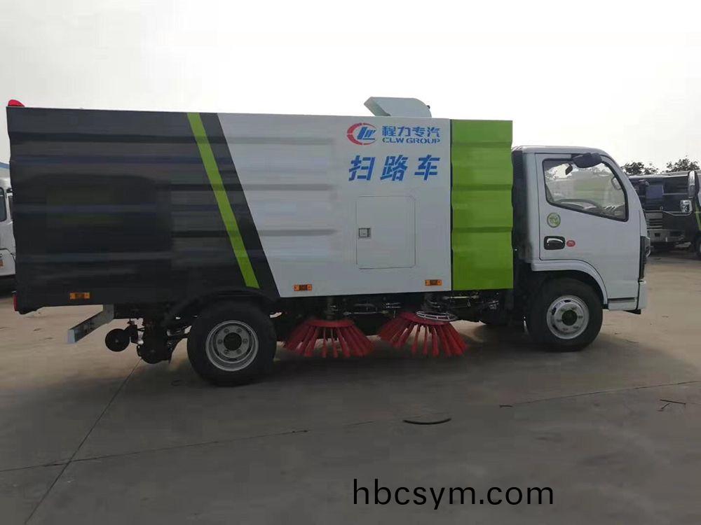 國(guo)六(liu)4方(fang)塵(chen)箱(xiang) 1.5方水(shui)箱(xiang) 東(dong)風(feng)掃路車