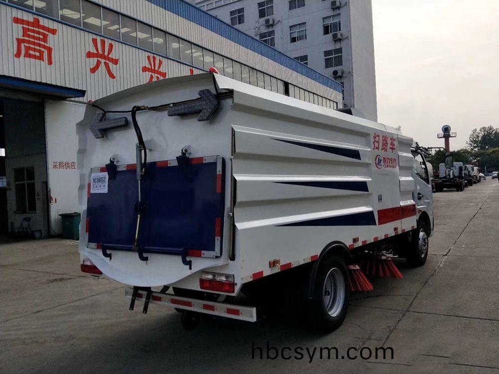 國(guo)六5方塵箱(xiang) 4方水(shui)箱(xiang)東風(feng)凱普特(te)掃路(lu)車(che)