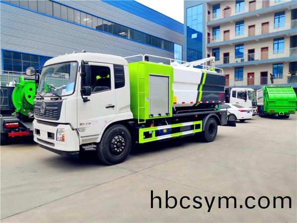 東風(feng)天(tian)錦(jin)15方(fang)清洗(xi)吸汚(wu)車(che)