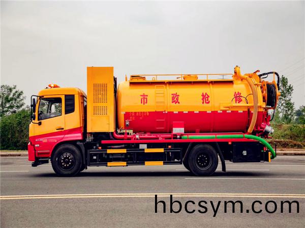 天錦副(fu)髮抽(chou)淤泥河(he)道(dao)清理車