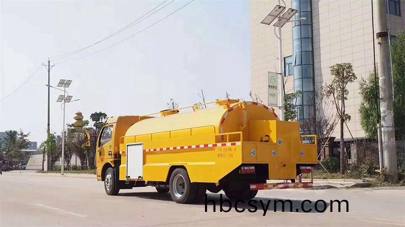 國(guo)六東(dong)風凱普(pu)特(te)高壓清(qing)洗(xi)車(che)