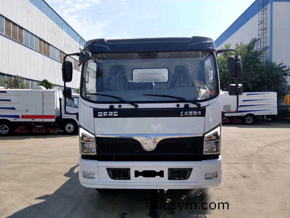 國(guo)六(liu)8方東(dong)風(feng)D7 吸汚車(che)