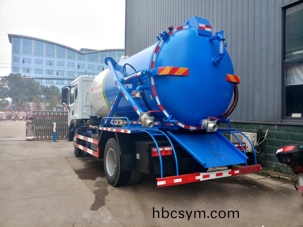 國六(liu)12方(fang)東風(feng)D9 吸汚車(che)