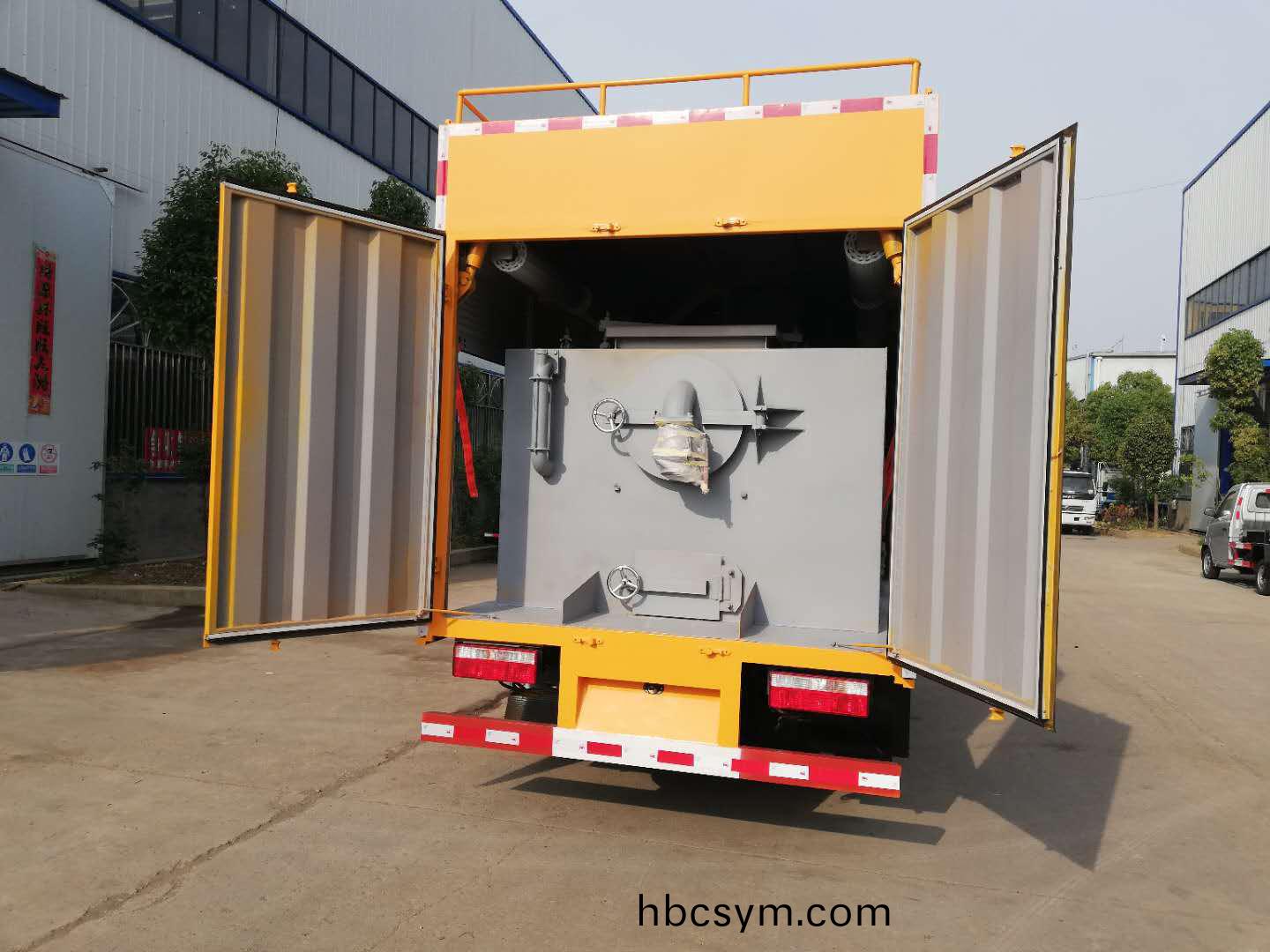 東風(feng)翼展欵汚(wu)水處理車(che)國(guo)六(liu)