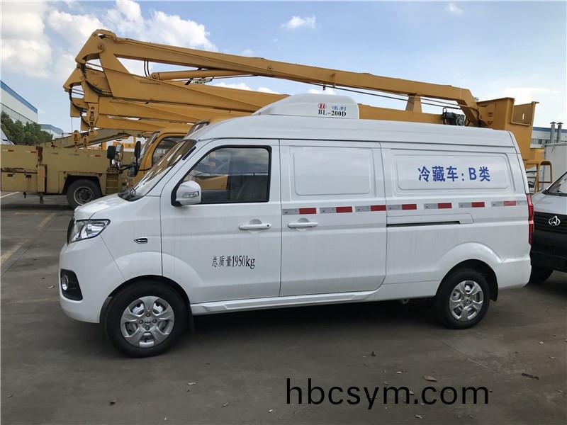 國(guo)六(liu)金(jin)桮X30麵(mian)包(bao)冷(leng)藏車(che)