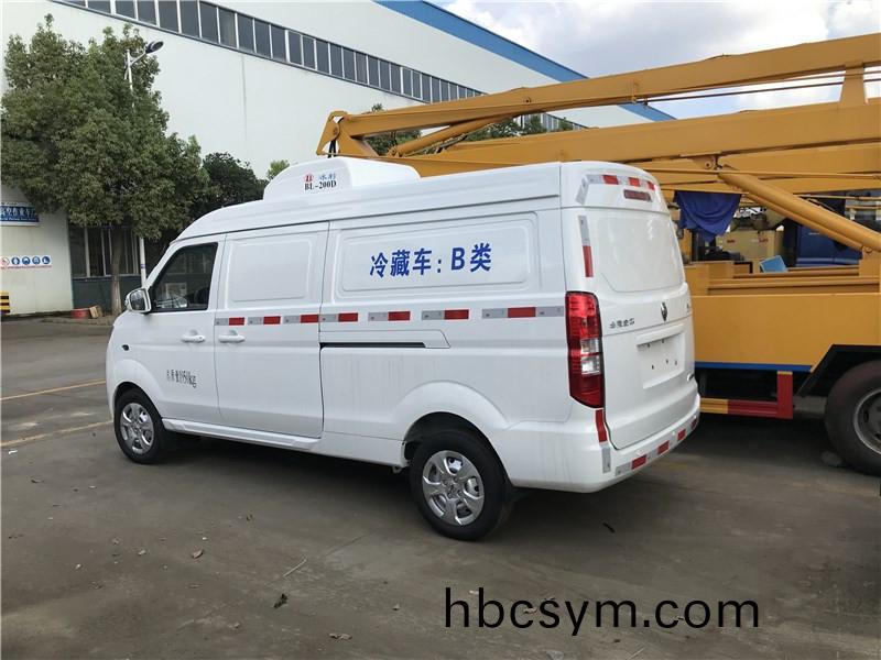 國(guo)六(liu)金桮X30麵(mian)包(bao)冷(leng)藏(cang)車(che)