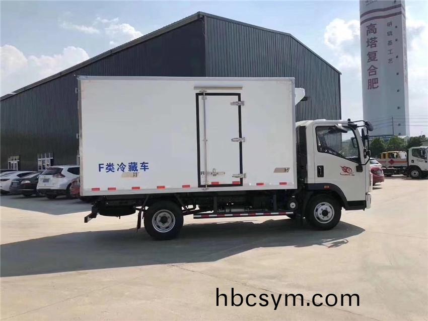 國六重(zhong)汽(qi)豪(hao)沃冷(leng)藏車(che)