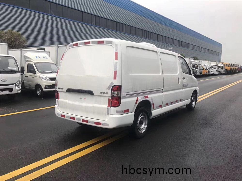 國六(liu)·金桮(bei)新快(kuai)運(yun) 麵(mian)包冷藏車