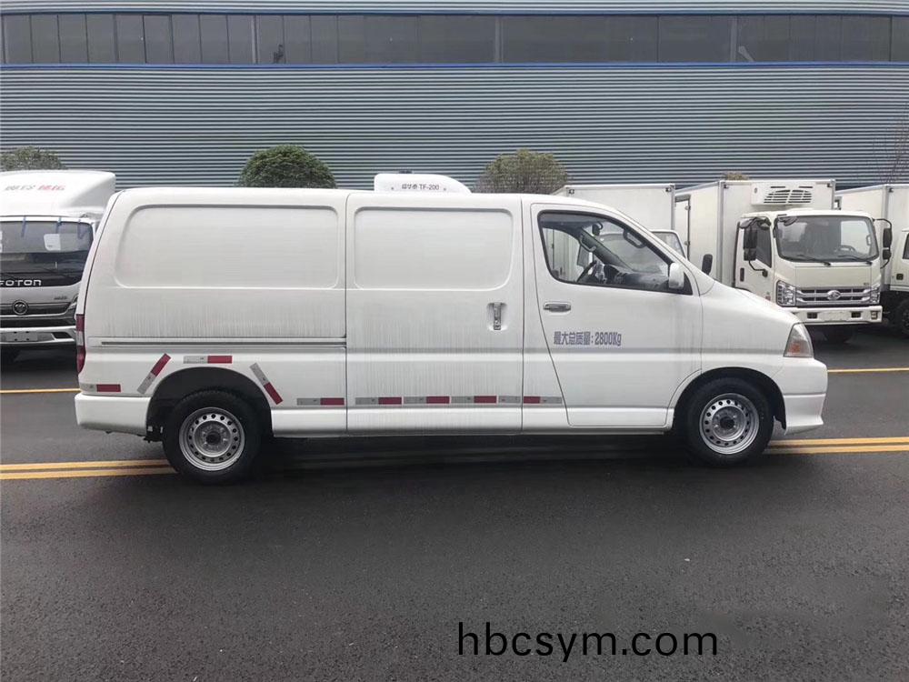 國(guo)六·金桮新快(kuai)運(yun) 麵(mian)包冷藏車