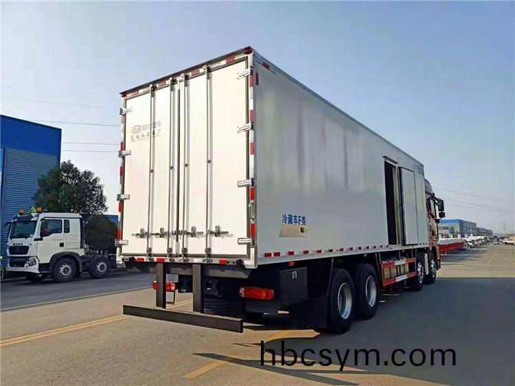 解(jie)放JH6前(qian)四(si)后(hou)八(ba)冷(leng)藏(cang)車(che)