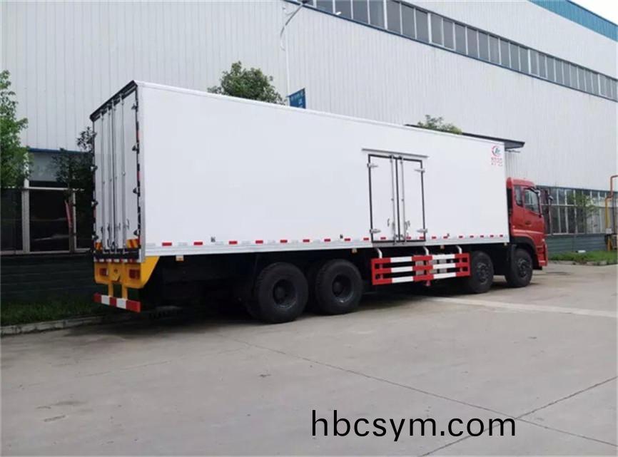 東(dong)風(feng)天龍(long)平(ping)頂 9.6米前(qian)四后八