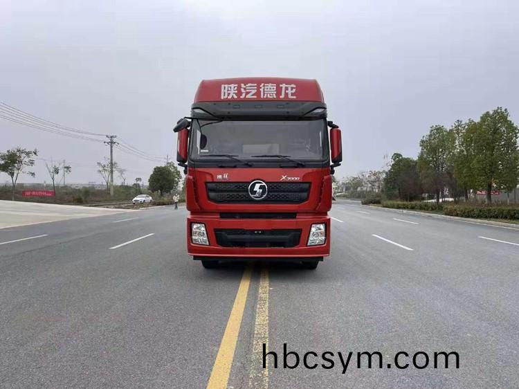 陝(shan)汽悳(de)龍9.6米(mi)前(qian)四后八冷藏車