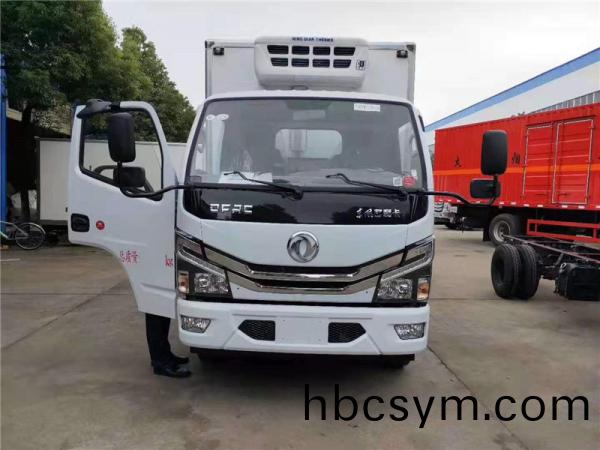 國(guo)六(liu)4.2米東風多利卡(ka)冷(leng)藏(cang)車(che)