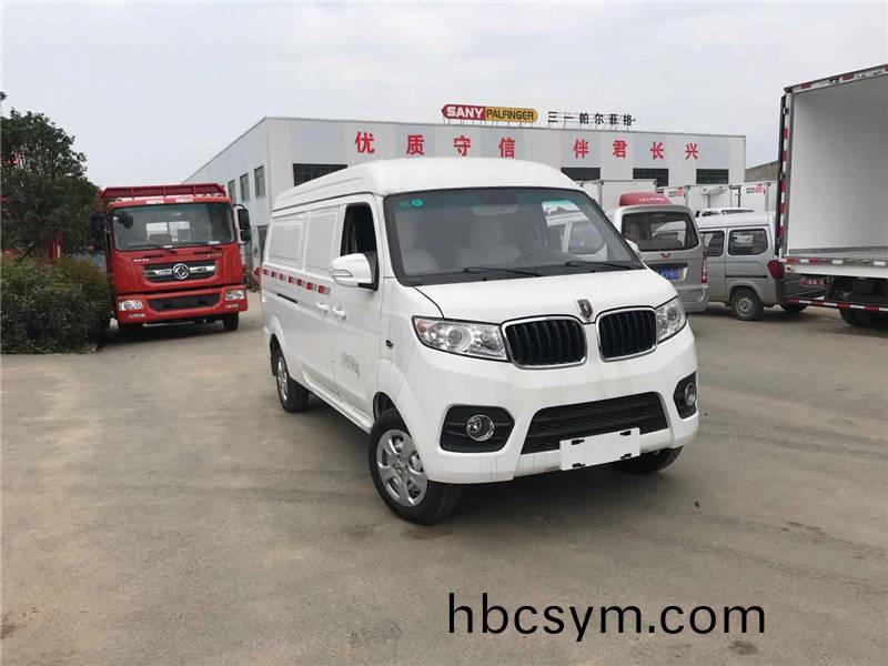 金(jin)桮國六小海(hai)獅(shi)X30L冷藏車(che)