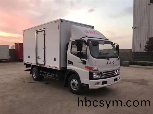 江(jiang)淮駿(jun)鈴(ling)V6冷(leng)藏(cang)車(che)國(guo)六