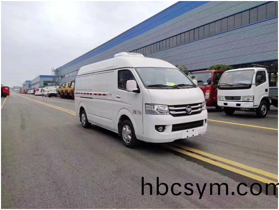 國(guo)六(liu)-麵(mian)包(bao)型(xing)福田(tian)風(feng)景(jing)G9冷(leng)藏車(che)