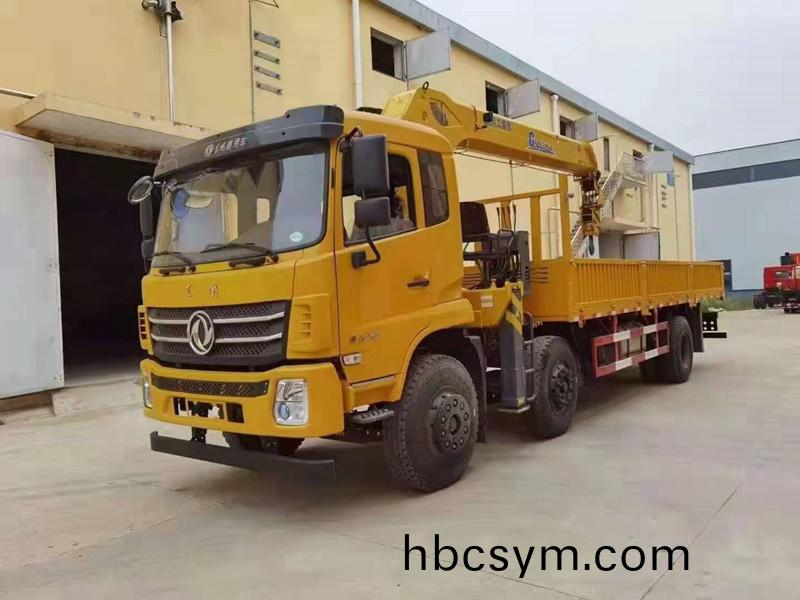 國六(liu)東風(feng)前四(si)后四(si)隨(sui)車弔(diao)新品上市