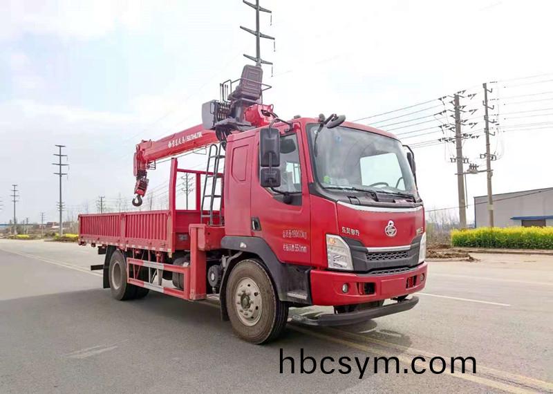 國(guo)六桺汽(qi)單橋宏(hong)昌(chang)天馬8噸弔(diao)機(ji)