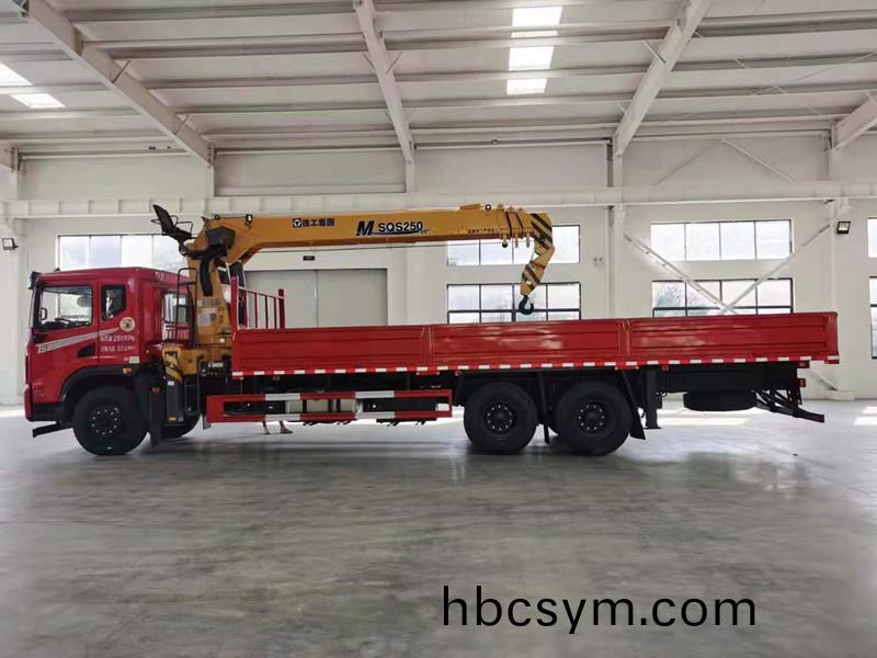 國六(liu)東(dong)風華神(shen)T5后雙橋270馬(ma)力(li)徐工10噸(dun)